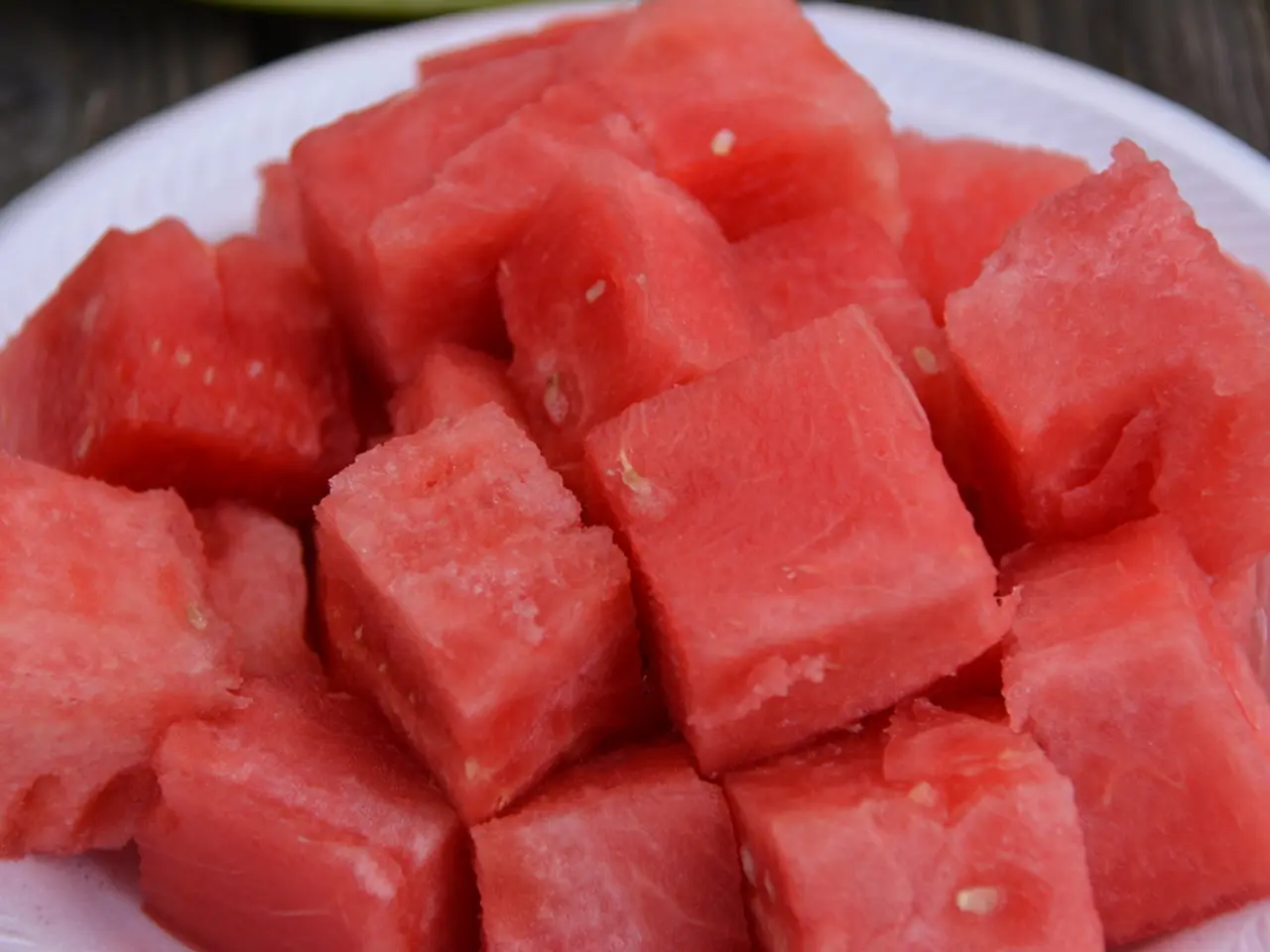 Monty Don's continuation of his outdoor melon experiment (second installment)