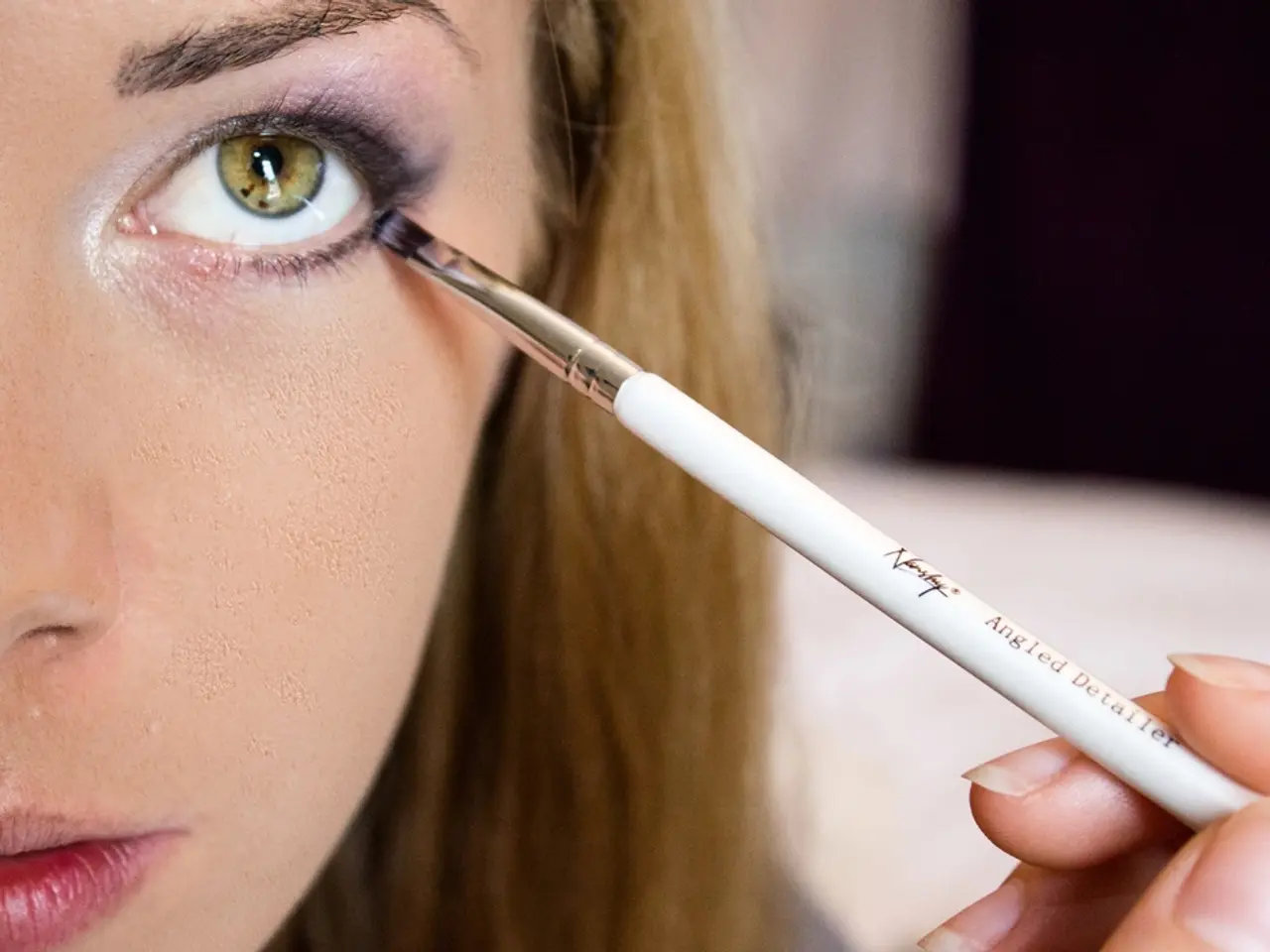 Guide to Sharpening Blurred Images Using Our Online Tool