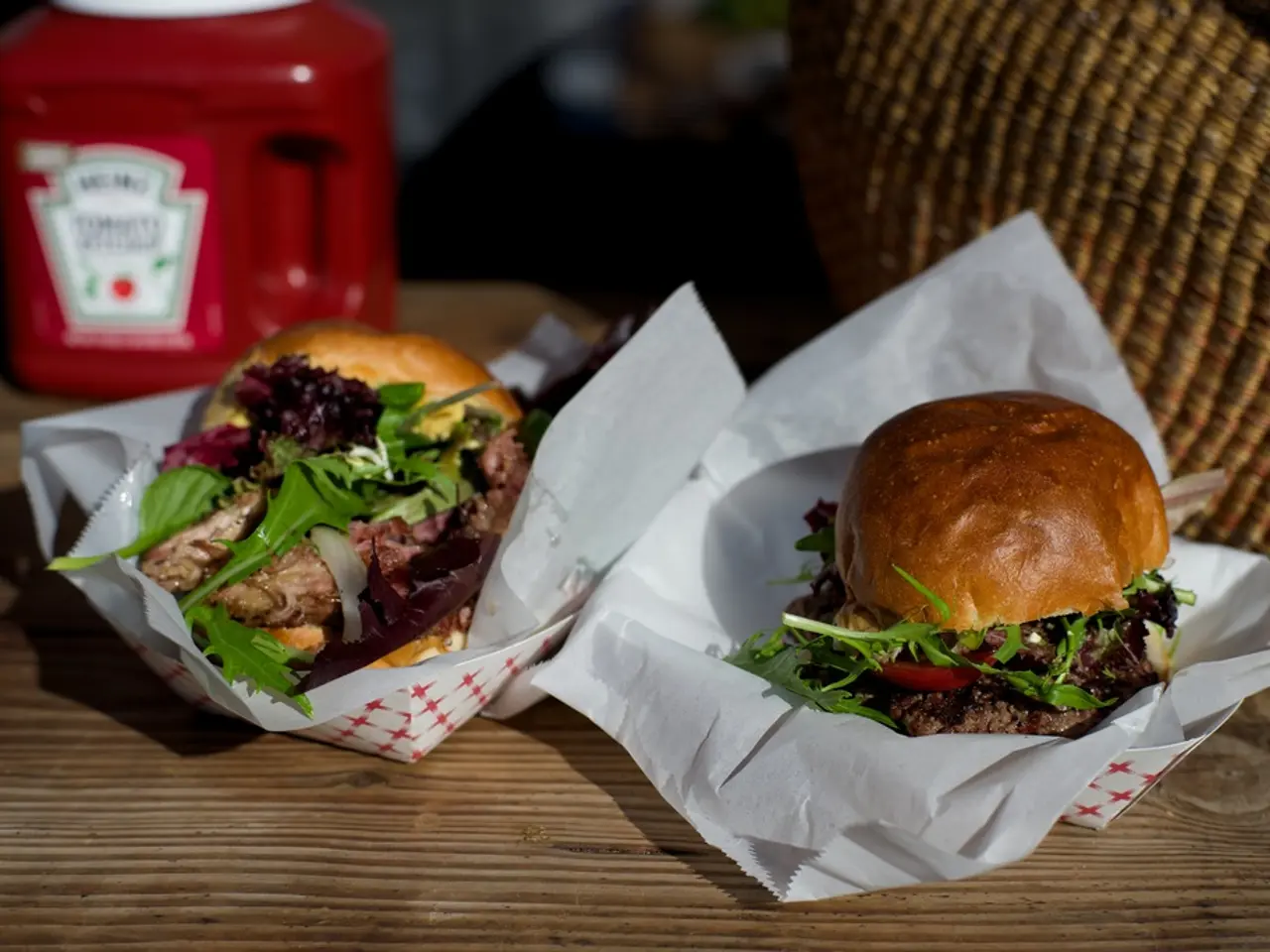 Today's fortunate day for you! Grab a Ninja Two-Basket Air Fryer at a 29% discount!