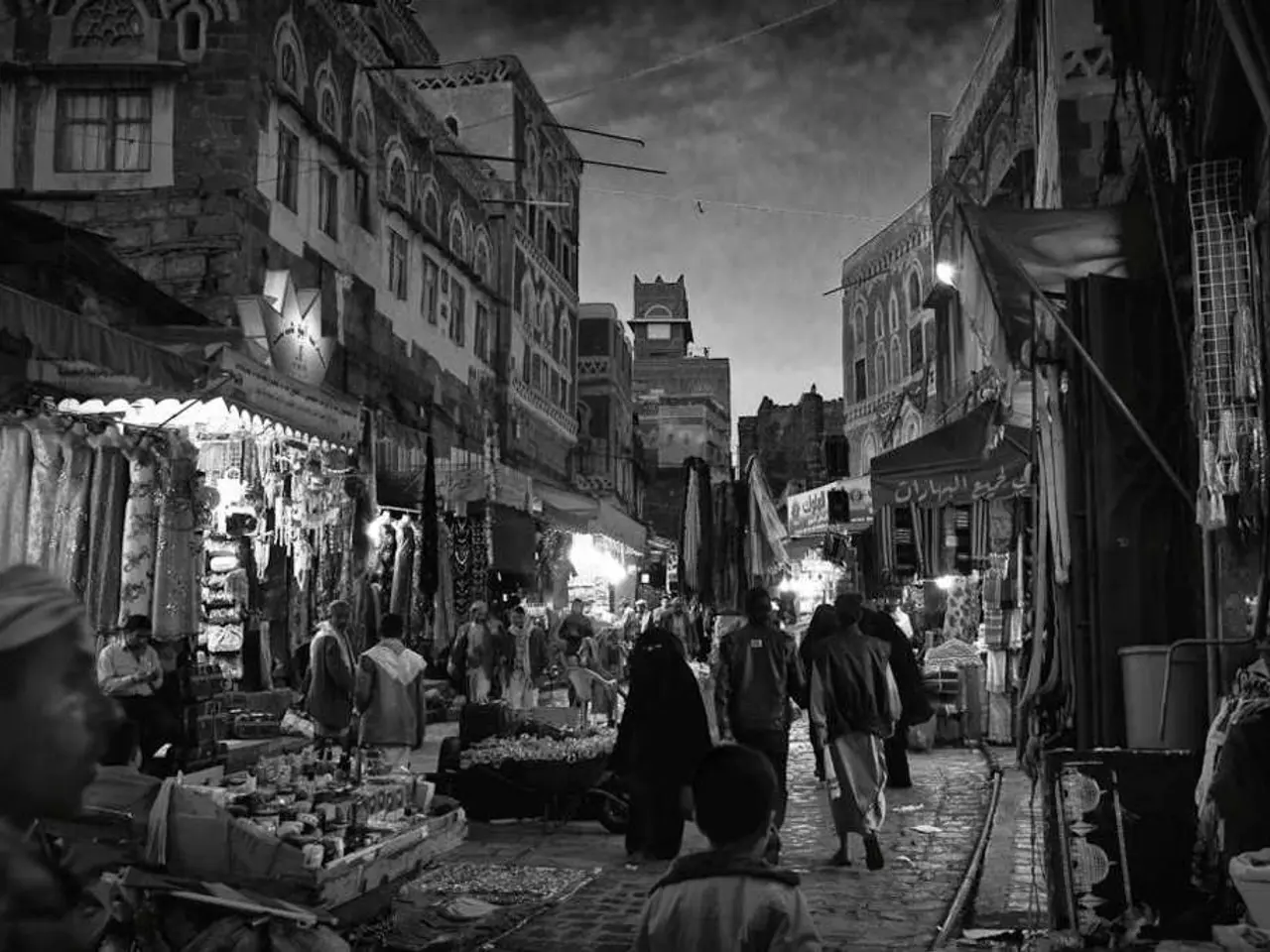 Weaving business success: A Telangana woman transforms standalone looms into a aggregated saree...