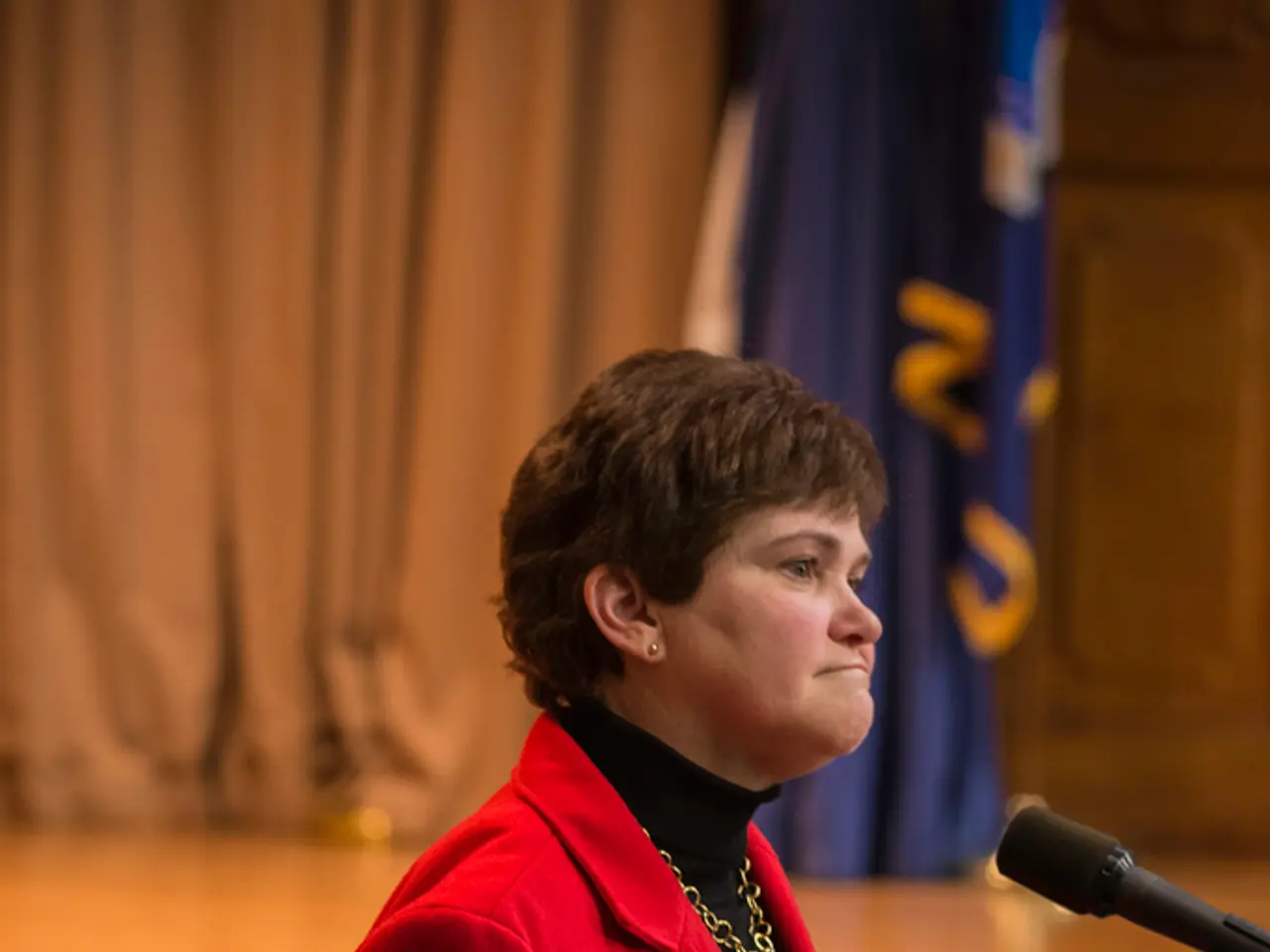 Discovering the Orderliness of Your Desk: Insights into Your Personality Traits