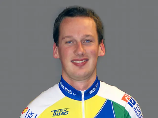 Ronaldo expresses emotional sentiments to Diogo, discusses hotel ventures, and details his vacation...