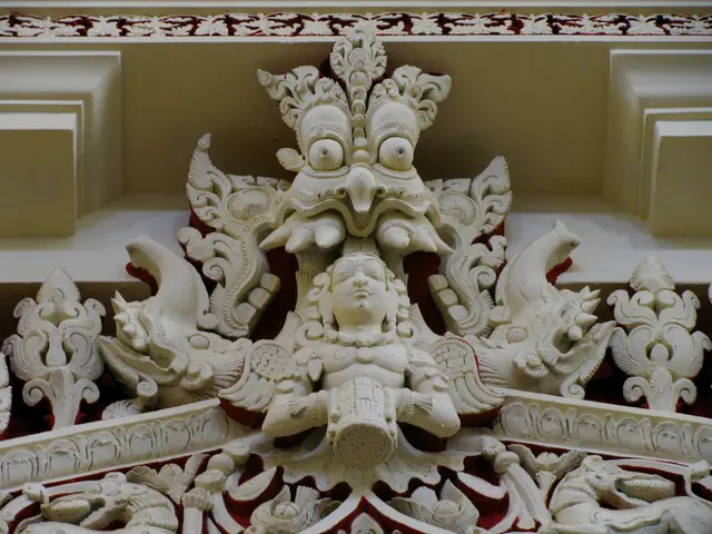 Floral-Inspired Exhibition at Chatsworth Features Philip Treacy, Gucci, and Georgiana, Duchess of...