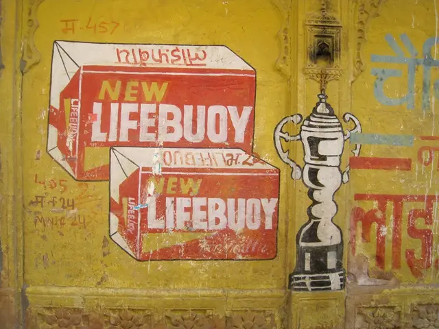 Stained Wallpaper from Urine: Learn Effective Cleaning Methods