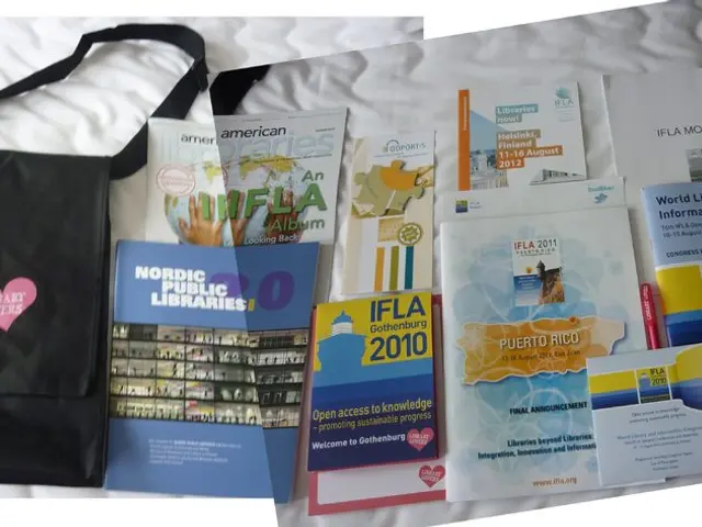 Top Gifts for Avid Readers Returning to School in 2024