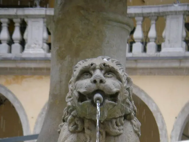 Notable spots: Drinking fountains on Schloßstraße, situated before Emilienbrunnen