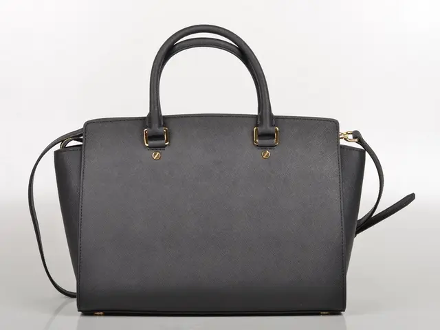 Prime Day 2025 Everyday Carry Deals: Top 38 Offerings on Amazon