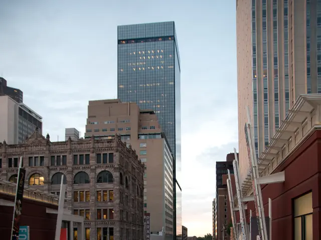 Urban localities rely heavily on the supporting role of suburban districts