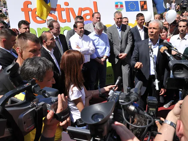 Guide for Structuring Your Electronic Image Archives for Nostalgic Moment Recall