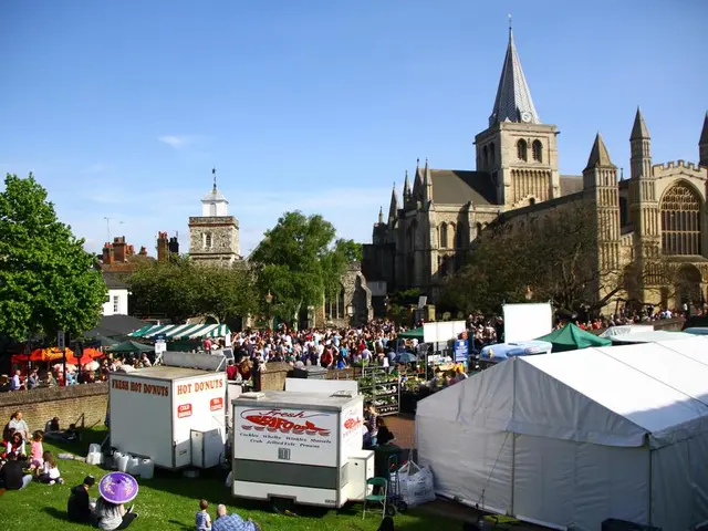 Weekend festivities in Fürth feature historic Hoffest and Hofflohmarket