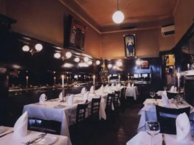 Handmade Twig Candle Containers Radiate Rustic Elegance