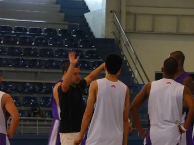 Guidelines for Selecting Ideal Short-Sleeved Dress Shirts for plus-sized gentlemen: An Insight into...