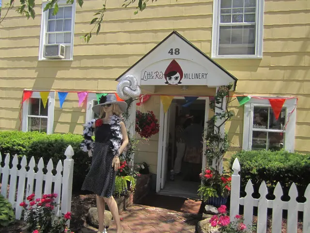 A Look into the Minimalist Abode of the Year 2021