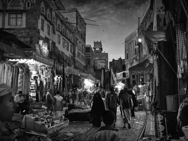 Weaving business success: A Telangana woman transforms standalone looms into a aggregated saree...