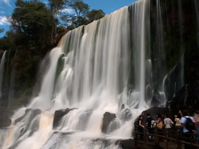 Discovered Near the River: The "Blue Fortune" Emerges on the Lower Rhine
