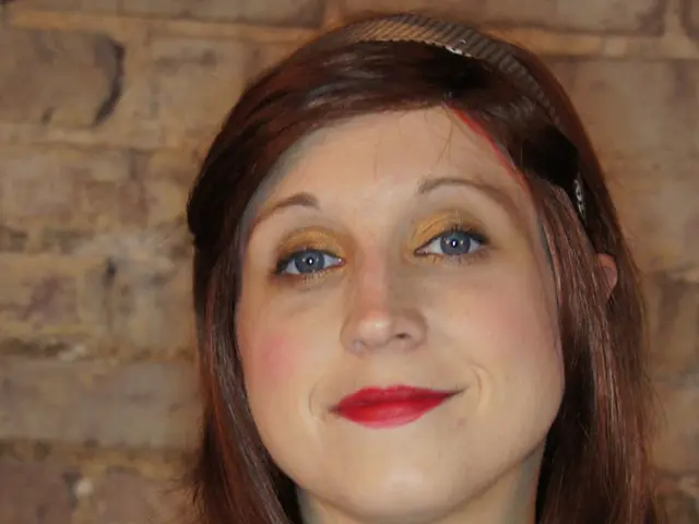 Experience unmatched hair transformation with this extraordinary product!