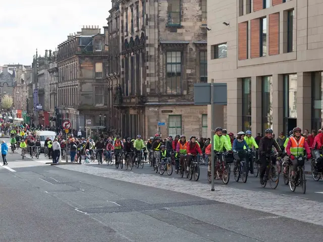 Exploring Color Harmonies: An In-Depth Analysis of 2025's Leading Chromatic Trends Shaping...